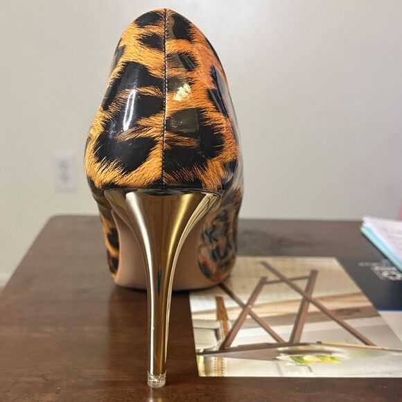 New Leopard & Gold Patent Leather Heels Size 41 (9-9.5) - Picture 5 of 9